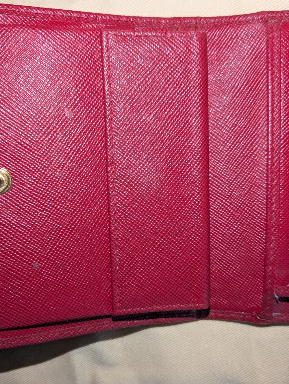 Prada Saffiano Logo Wallet Red Trifold. - Picture 7 of 15
